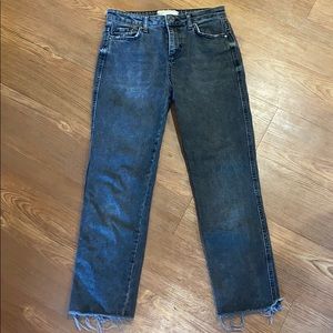 BLACK DISTRESSED FREE PEOPLE JEANS